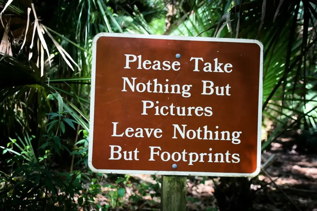 leave no trace sign
